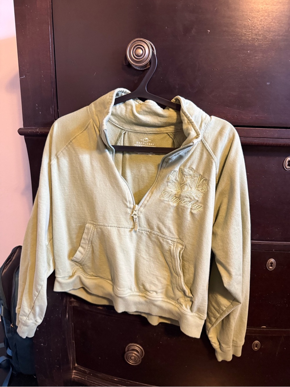 Dapple Bay Cropped Hoodie